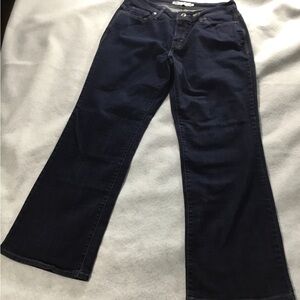 Levi's Women's PLUS  Navy Flare Jeans SZ18W Like New #364